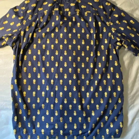 Duluth Trading Co Pineapple Collar short sleeved button down shirt - men’s TALL - Picture 5 of 5